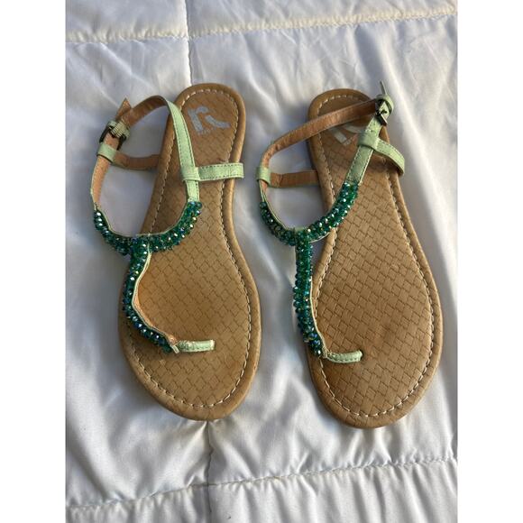 Report Highball Women’s Rhinestone T-Strap Sandals Size 7.5 Green Beaded - Picture 3 of 3